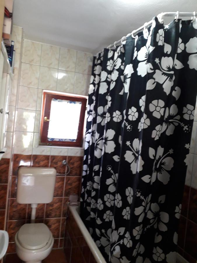 Hostel Topic Баня-Лука Экстерьер фото