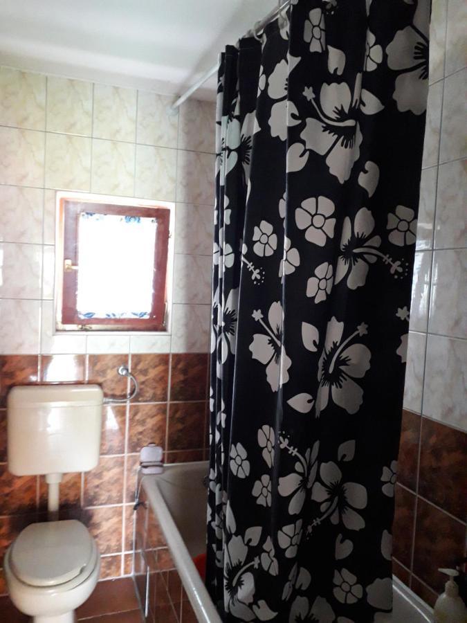 Hostel Topic Баня-Лука Экстерьер фото