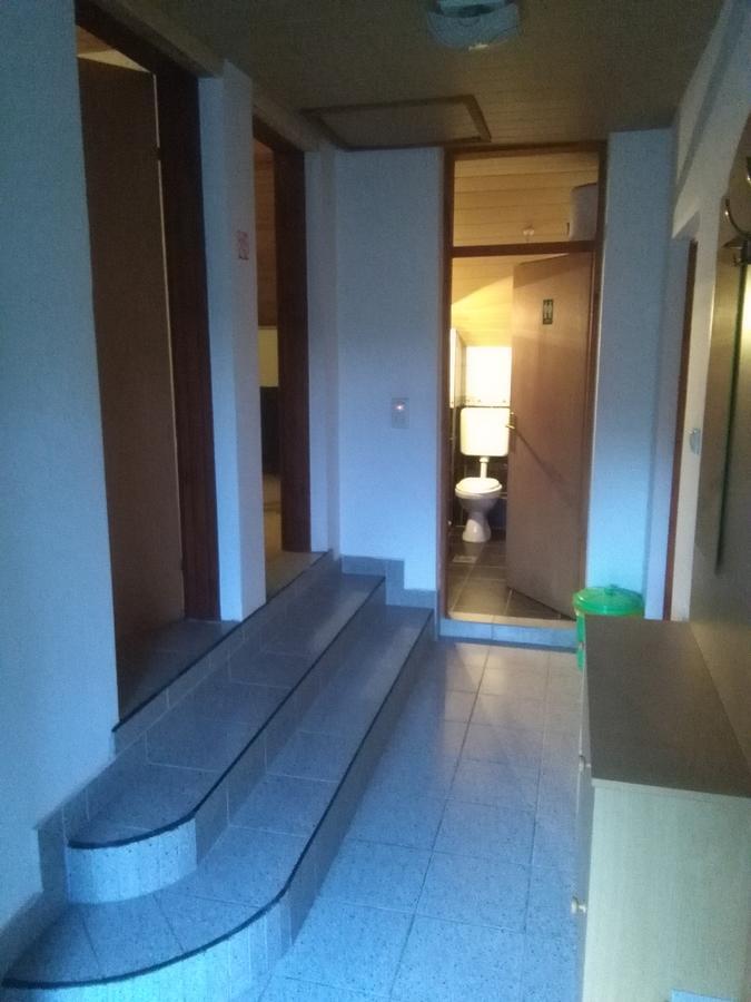 Hostel Topic Баня-Лука Экстерьер фото